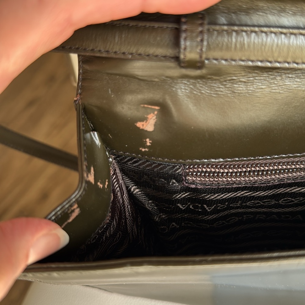 Prada B7400 Vitello Lissato Shoulder Bag – Loden – Vintage 1998 - Picture 7 of 11